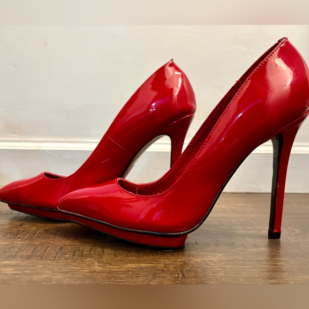 Dolce Vita Patent Leather Red Pointy Toe Stilettos